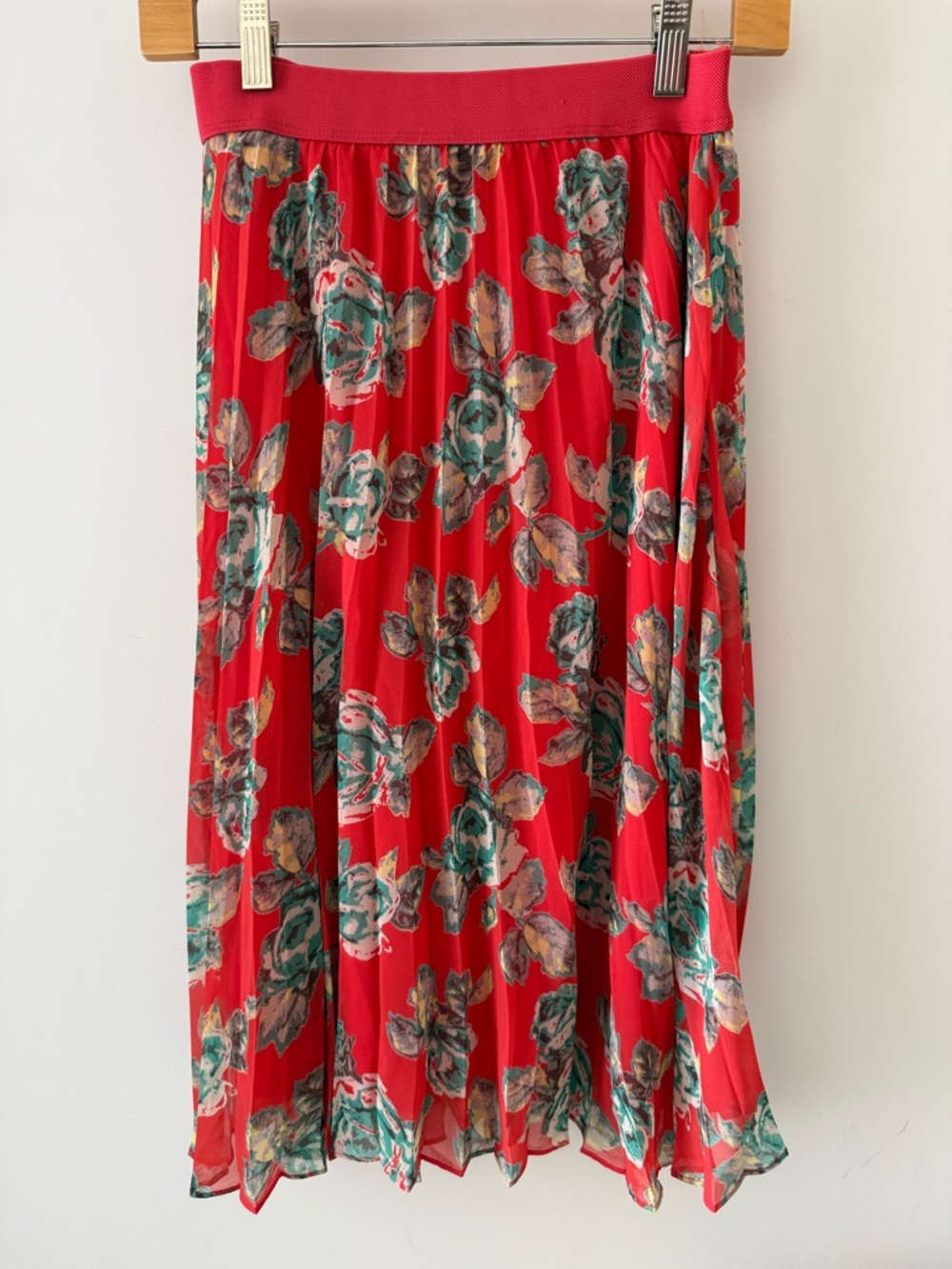 Fushia Floral Pleated Midi Skirt